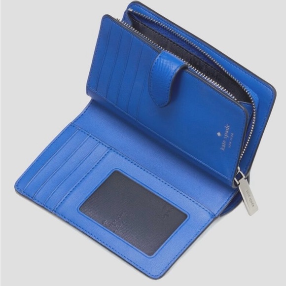 💙🩵KATE SPADE Schuyler Wave Striped Medium Wallet🩵💙 NWT - Picture 4 of 4